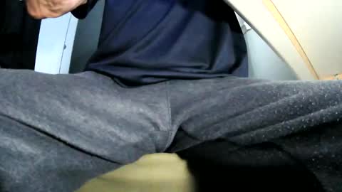 Ask me  online show from 01-15-26, 10:24