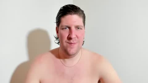 Gorgeous online show from 12-31-24, 03:23