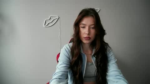 cocoberry1 online show from 10-08-25, 07:39