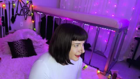 Coco Deville online show from 12-16-24, 03:51