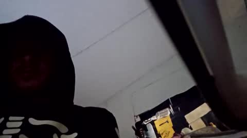 Snapshot of cocohackahoe chatting on 12-14-25, 01:05 cocohackahoe online show from 12-14-25, 01:05