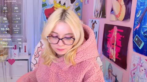 Mia online show from 12-07-24, 04:53