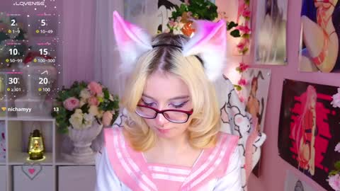 Mia online show from 12-23-24, 08:57