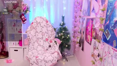 Snapshot of coconut_mia chatting on 12-05-25, 03:09 Mia online show from 12-05-25, 03:09