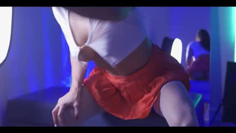 Coconutcatin online show from 02-14-26, 05:43