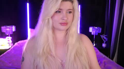 onlyfans amyleyy online show from 12-13-24, 07:58