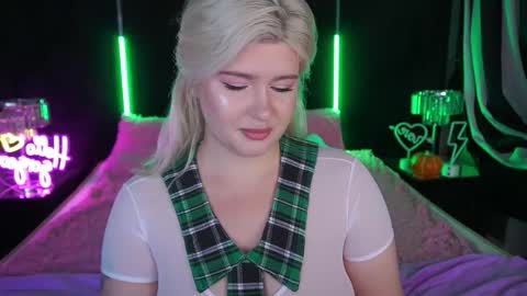 Snapshot of cocosecretss chatting on 11-13-25, 08:02 onlyfans amyleyy online show from 11-13-25, 08:02