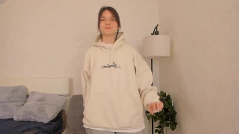 Kim online show from 03-31-26, 06:36