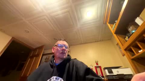 Snapshot of codeman9998 chatting on 11-18-25, 04:11 codeman9998 online show from 11-18-25, 04:11