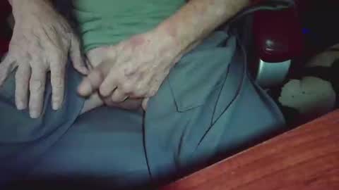 Snapshot of cody81421 chatting on 10-22-25, 12:05 cody81421 online show from 10-22-25, 12:05