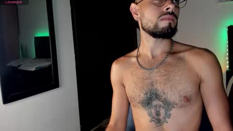 Snapshot of codyluke_ chatting on 12-16-25, 05:12 Cody Luke online show from 12-16-25, 05:12