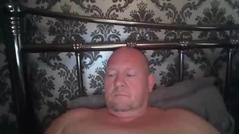 col4nows online show from 10-10-25, 10:36