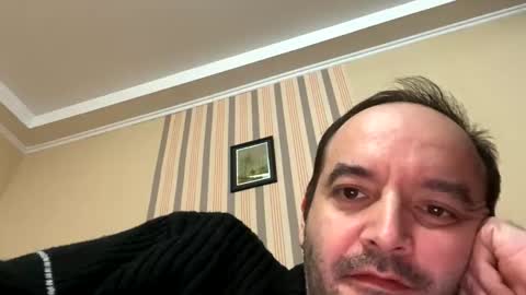 colambus83 online show from 05-01-26, 04:33