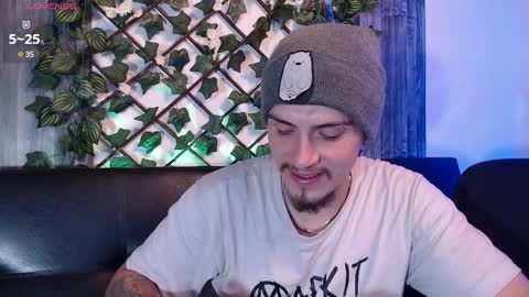 Snapshot of colby_scott chatting on 01-26-25, 11:06 Colby Scott online show from 01-26-25, 11:06