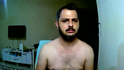 Snapshot of coldskull15 chatting on 10-19-25, 04:40 coldskull15 online show from 10-19-25, 04:40