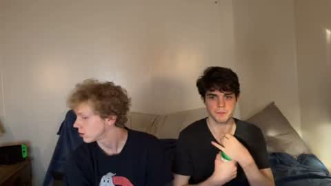 Snapshot of colereet chatting on 06-11-26, 10:52 Colenmax online show from 06-11-26, 10:52