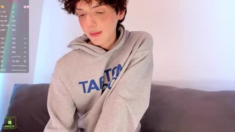 Snapshot of colestorm chatting on 10-07-25, 09:01 COLE online show from 10-07-25, 09:01