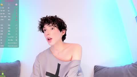 Snapshot of colestorm chatting on 10-17-25, 08:55 COLE online show from 10-17-25, 08:55