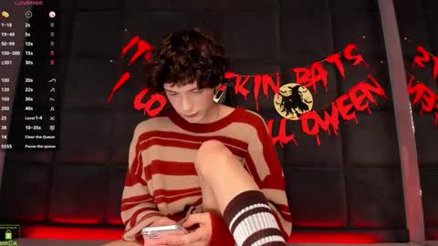 Snapshot of colestorm chatting on 10-26-25, 09:10 COLE online show from 10-26-25, 09:10