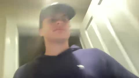 Snapshot of college27816672 chatting on 10-11-25, 05:50 college27816672 online show from 10-11-25, 05:50