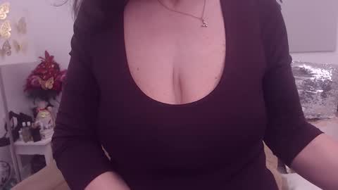 Maddison online show from 03-17-26, 05:05