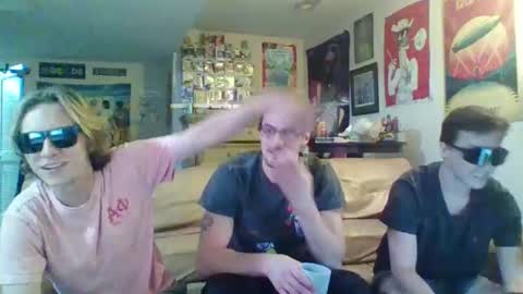 college_packing_8 online show from 10-05-25, 11:35