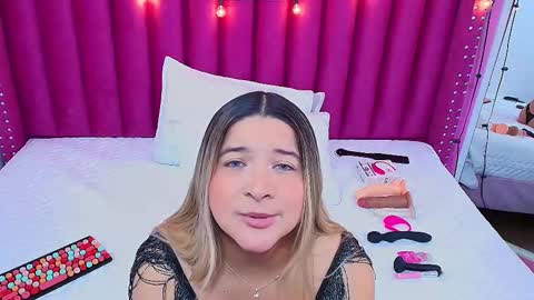  MEGAN  online show from 02-10-25, 08:21