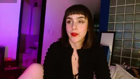 Snapshot of collette_beaufoy chatting on 12-07-24, 09:22 Collette online show from 12-07-24, 09:22