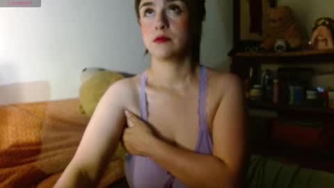Snapshot of collette_beaufoy chatting on 10-18-25, 05:54 Collette online show from 10-18-25, 05:54