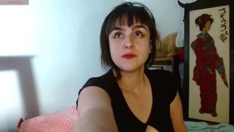 Snapshot of collette_beaufoy chatting on 11-09-25, 04:55 Collette online show from 11-09-25, 04:55