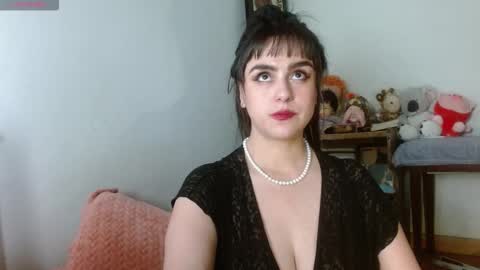 Snapshot of collette_beaufoy chatting on 12-05-25, 07:06 Collette online show from 12-05-25, 07:06