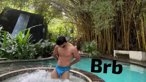 Snapshot of collins_emmett chatting on 12-17-25, 05:52 EMMETT COLLINS online show from 12-17-25, 05:52