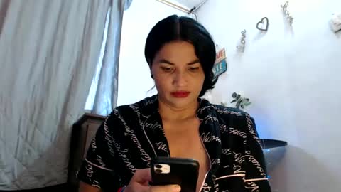 Snapshot of colombi4spice chatting on 02-15-25, 05:39 viviana online show from 02-15-25, 05:39