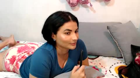 Snapshot of colombi4spice chatting on 03-04-25, 07:54 viviana online show from 03-04-25, 07:54