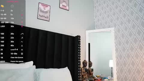 Snapshot of colombia_mommy_ chatting on 06-19-26, 12:20 GRETCHEN online show from 06-19-26, 12:20