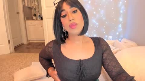    ........ Instagram  Lorysexys online show from 10-15-25, 03:17