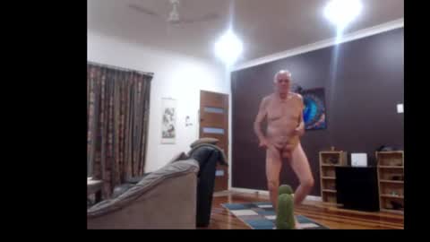 Mark online show from 11-07-25, 08:03