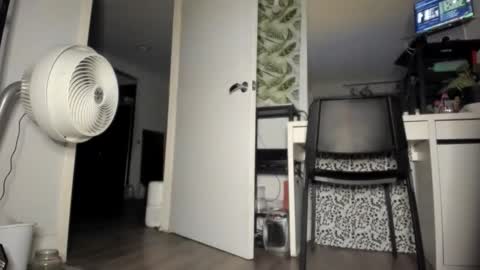 Noni online show from 12-21-25, 11:23