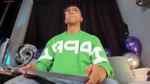 Snapshot of colstorw_ chatting on 11-15-25, 10:23 colstorw_ online show from 11-15-25, 10:23