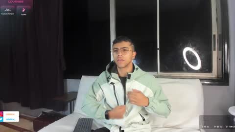 Snapshot of colstorw_ chatting on 11-19-25, 10:15 colstorw_ online show from 11-19-25, 10:15