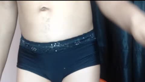 Snapshot of coltish_sexy chatting on 01-09-25, 09:37 coltish_sexy online show from 01-09-25, 09:37