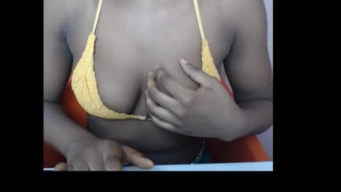 Snapshot of coltish_sexy chatting on 10-16-25, 09:05 coltish_sexy online show from 10-16-25, 09:05