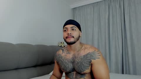 Snapshot of colton_mars chatting on 01-29-25, 02:40 Jhoan online show from 01-29-25, 02:40