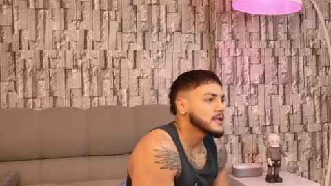 Snapshot of colton_mars chatting on 09-19-25, 04:58 Jhoan online show from 09-19-25, 04:58