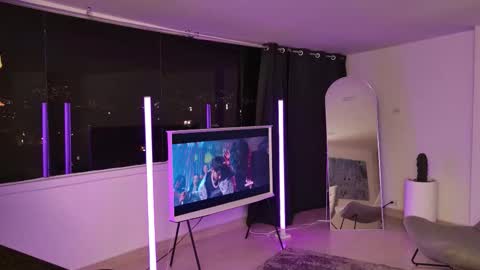 Snapshot of colton_mars chatting on 10-22-25, 12:11 Jhoan online show from 10-22-25, 12:11