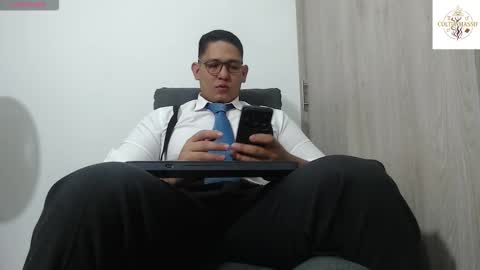 coltonmassif_ online show from 03-24-26, 07:46