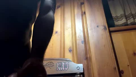 Heavyd614 online show from 12-16-24, 04:13