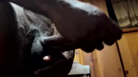 Heavyd614 online show from 12-19-24, 05:40