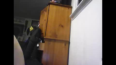 Snapshot of come_on_get_happy93 chatting on 12-22-25, 09:28 come_on_get_happy93 online show from 12-22-25, 09:28