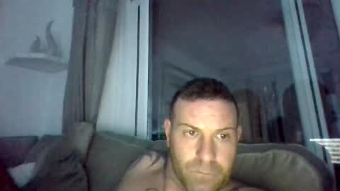 Snapshot of comesee10 chatting on 12-15-25, 11:20 comesee10 online show from 12-15-25, 11:20